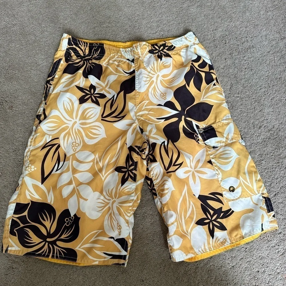 Boys Old Navy reversible board shorts yxl NWOT